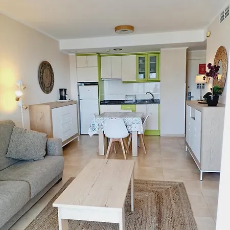 Esmeralda Seaview Apartment *